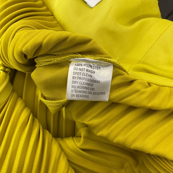 NEW Ieena Mac Duggal Chartreuse 23619 Pleated Wide Leg Open Back Jumpsuit Size 2 - Picture 16 of 16